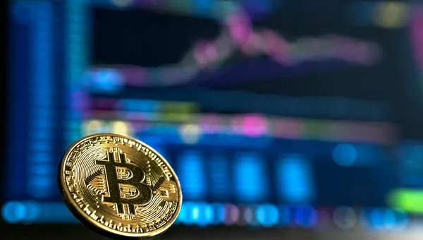 Bitcoin retombe vers 84 000 $ malgré une semaine à 2,4 milliards pour les ETF