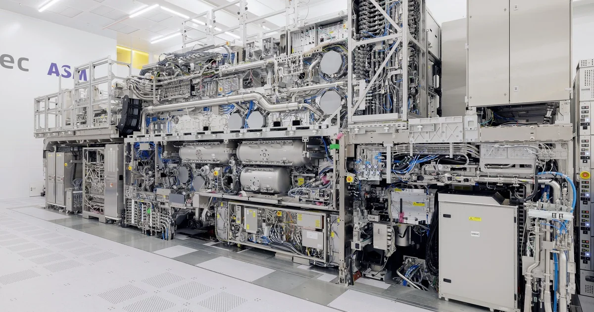 Samsung wants High-NA EUV in DRAM production by 2028 — while the mask that could fully unlock it may take another five years