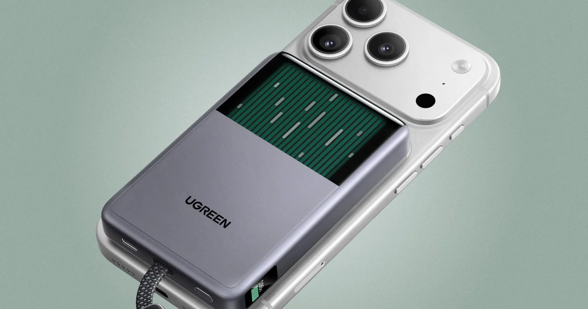 UGREEN put actual liquid cooling inside a Qi2 power bank
